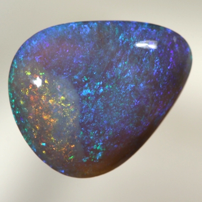 SOLID CRYSTAL OPAL Full of bright and sparkling colour 